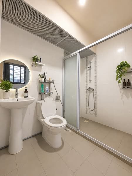 17A MacPherson Residency, 17A Circuit Road, 3 Bedrooms, 1,001 sqft, HDB Flat For Sale, by Kylie Chua, 500125214 - Bathroom - PropertyGuru.com.sg