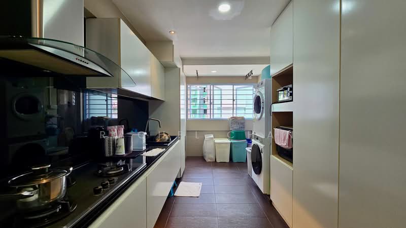 321 Yishun Central, 321 Yishun Central, 3 Bedrooms, 1,130 sqft, HDB Flat For Sale, by Rachel Chan, 500125215 - Kitchen - PropertyGuru.com.sg