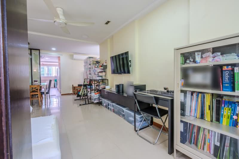 321 Yishun Central, 321 Yishun Central, 3 Bedrooms, 1,130 sqft, HDB Flat For Sale, by Rachel Chan, 500125215 - Living Room - PropertyGuru.com.sg