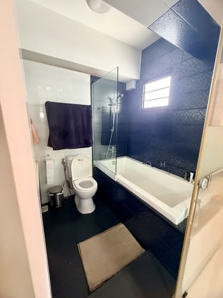 178 Yung Sheng Road, 178 Yung Sheng Road, 3 Bedrooms, 1,249 sqft, HDB Flat For Sale, by Mindy Poh, 500125221 - Bathroom - PropertyGuru.com.sg