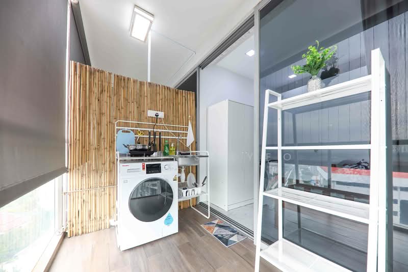 Centro Residences, 59 Ang Mo Kio Avenue 8, Room Rental, 150 sqft, Condominium For Rent, by Melissa Yeo, 500125226 - Balcony - PropertyGuru.com.sg