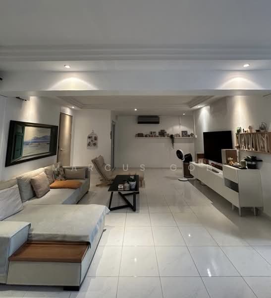 669C Jurong West Street 64, 669C Jurong West Street 64, 4 Bedrooms, 1,399 sqft, HDB Flat For Sale, by Marcus Goh, 500125230 - Living Room - PropertyGuru.com.sg