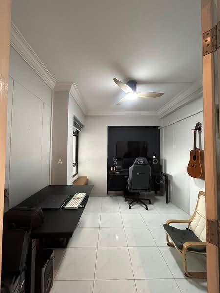 669C Jurong West Street 64, 669C Jurong West Street 64, 4 Bedrooms, 1,399 sqft, HDB Flat For Sale, by Marcus Goh, 500125230 - Study - PropertyGuru.com.sg