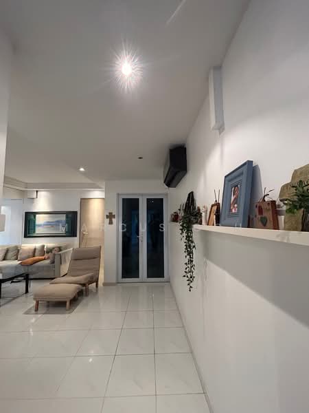 669C Jurong West Street 64, 669C Jurong West Street 64, 4 Bedrooms, 1,399 sqft, HDB Flat For Sale, by Marcus Goh, 500125230 - Living Room - PropertyGuru.com.sg
