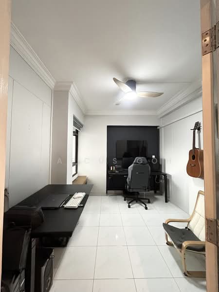 669C Jurong West Street 64, 669C Jurong West Street 64, 4 Bedrooms, 1,399 sqft, HDB Flat For Sale, by Marcus Goh, 500125230 - Study - PropertyGuru.com.sg