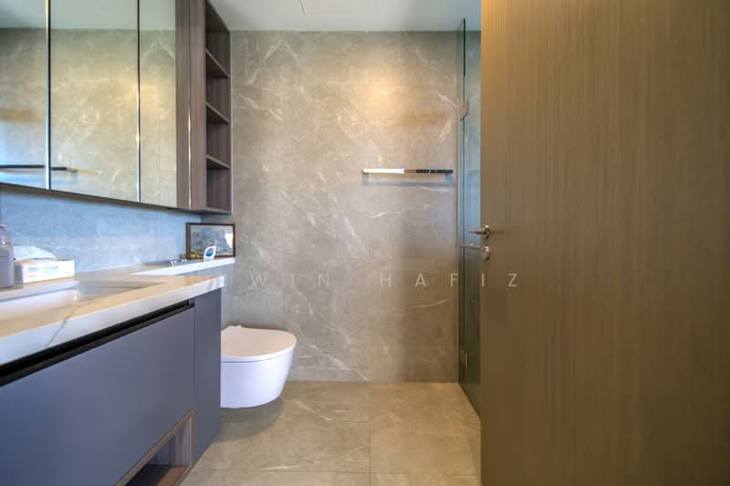 One-North Eden, 8 Slim Barracks Rise, 2 Bedrooms, 786 sqft, Condominium For Sale, by Irwin Hafiz, 500125235 - Bathroom - PropertyGuru.com.sg