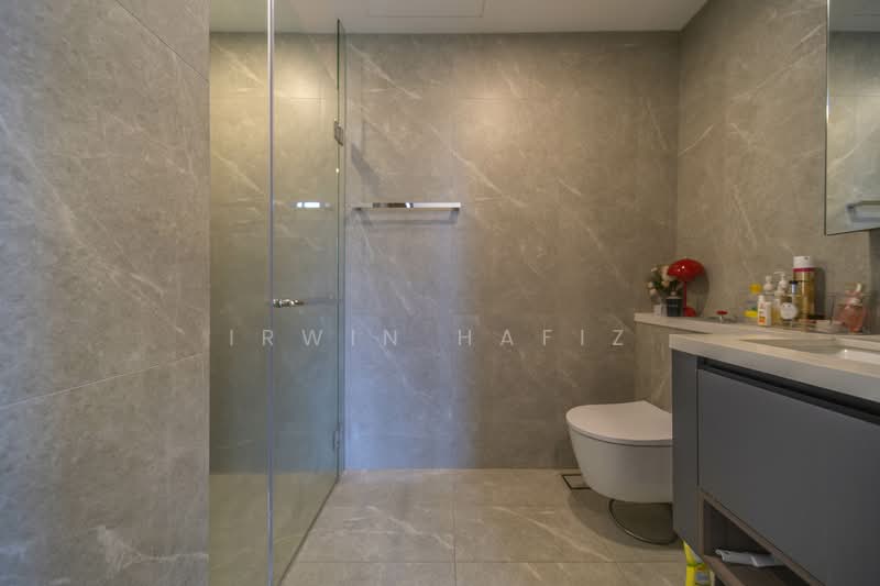 One-North Eden, 8 Slim Barracks Rise, 2 Bedrooms, 786 sqft, Condominium For Sale, by Irwin Hafiz, 500125235 - Bathroom - PropertyGuru.com.sg