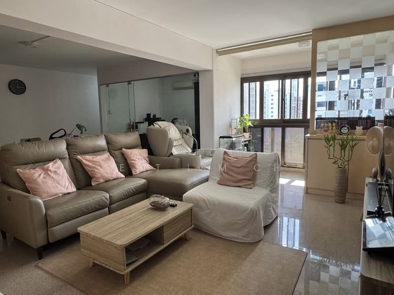 For Sale - 291C Compassvale Street