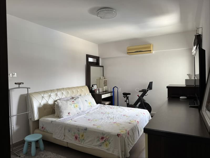 291C Compassvale Street, 291C Compassvale Street, 4 Bedrooms, 1,345 sqft, HDB Flat For Sale, by Kent Lim CH, 500125239 - Maste Bedroom - PropertyGuru.com.sg