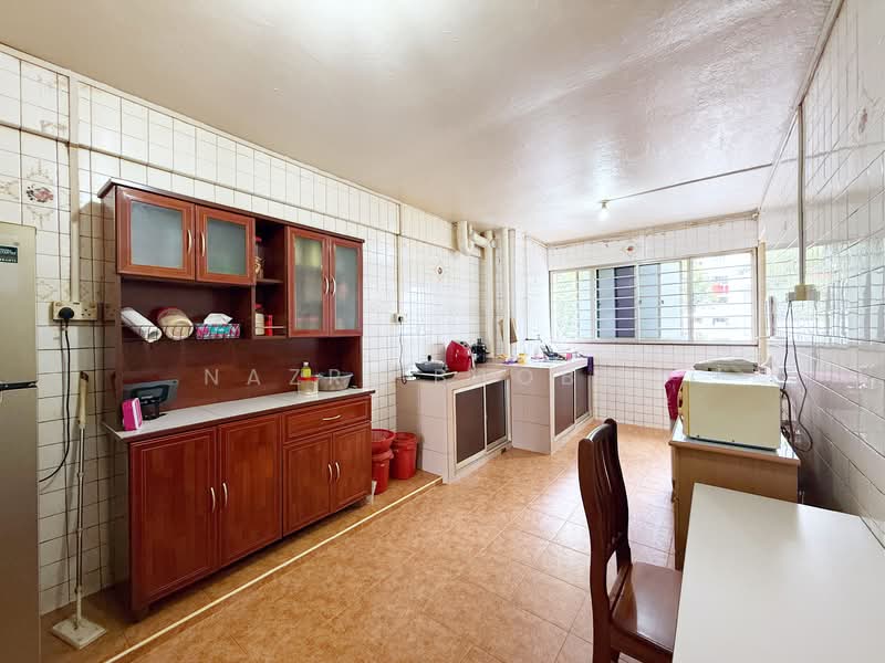 731 Yishun Street 72, 731 Yishun Street 72, 2 Bedrooms, 721 sqft, HDB Flat For Sale, by Nazri Baobed, 500125241 - Kitchen - PropertyGuru.com.sg