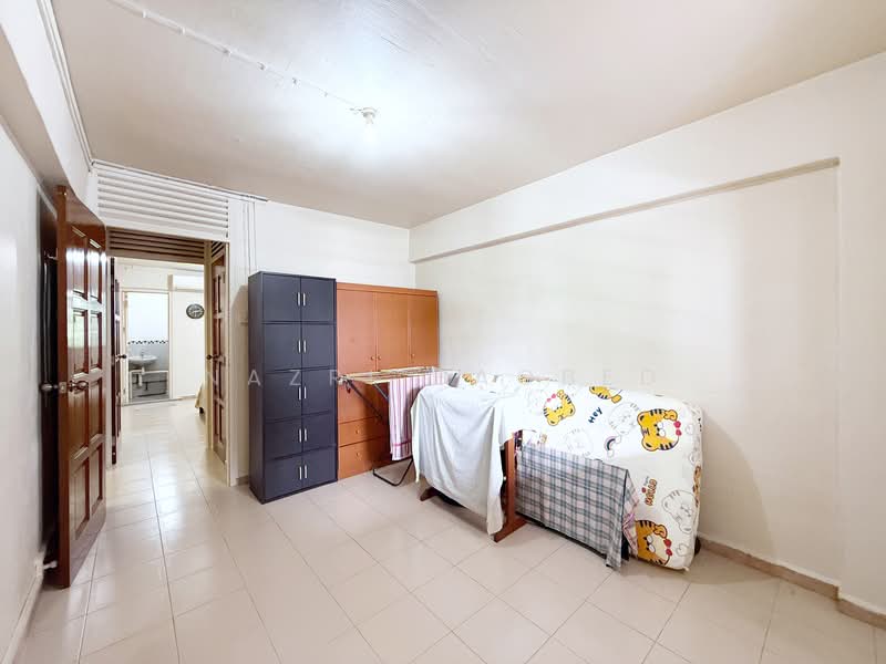 731 Yishun Street 72, 731 Yishun Street 72, 2 Bedrooms, 721 sqft, HDB Flat For Sale, by Nazri Baobed, 500125241 - Corridor - PropertyGuru.com.sg