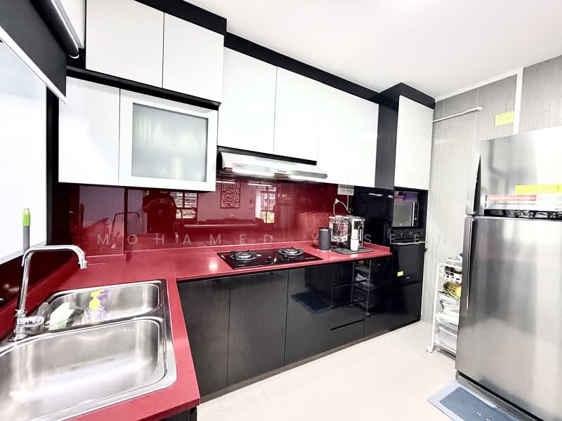 316B Punggol Way, 316B Punggol Way, 3 Bedrooms, 1,001 sqft, HDB Flat For Sale, by Mohamed Yaseen, 500125250 - Kitchen - PropertyGuru.com.sg