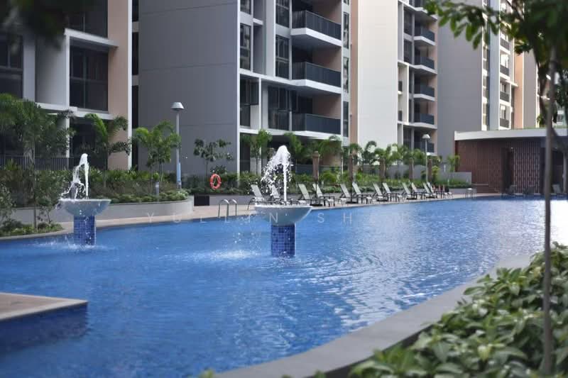 Twin Fountains, 11 Woodlands Avenue 6, Studio, 350 sqft, Executive Condominium For Rent, by Yuelin Shen, 500125251 - Pool - PropertyGuru.com.sg