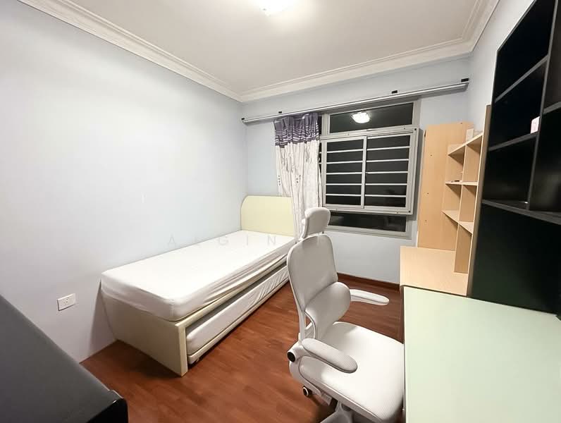 455 Segar Road, 455 Segar Road, 3 Bedrooms, 1,001 sqft, HDB Flat For Sale, by Algin Tan, 500125263 - Bedroom - PropertyGuru.com.sg