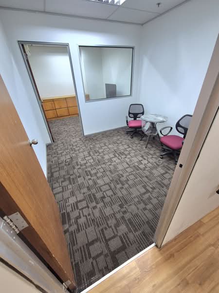 ENTREPRENEUR BUSINESS CENTRE