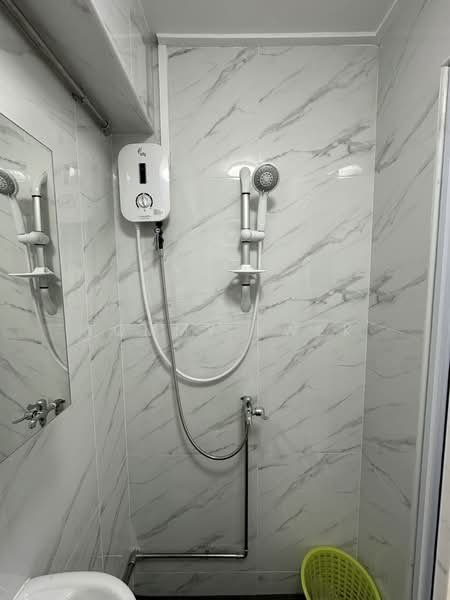 107 Jalan Bukit Merah, 107 Jalan Bukit Merah, Room Rental, 250 sqft, HDB Flat For Rent, by Tommy Kwek, 500125273 - Bathroom - PropertyGuru.com.sg