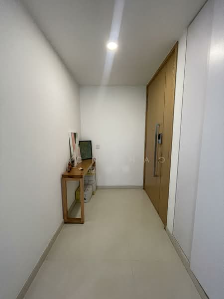 Bartley Ridge, 30 Mount Vernon Road, Room Rental, 100 sqft, Condominium For Rent, by Zion Zhao 赵峻慷, 500125276 - Entrance - PropertyGuru.com.sg