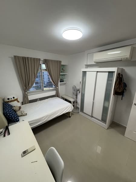 176A Edgefield Plains, 176A Edgefield Plains, 3 Bedrooms, 1,184 sqft, HDB Flat For Sale, by Alan Lim, 500125287 - Bedroom 2 - PropertyGuru.com.sg