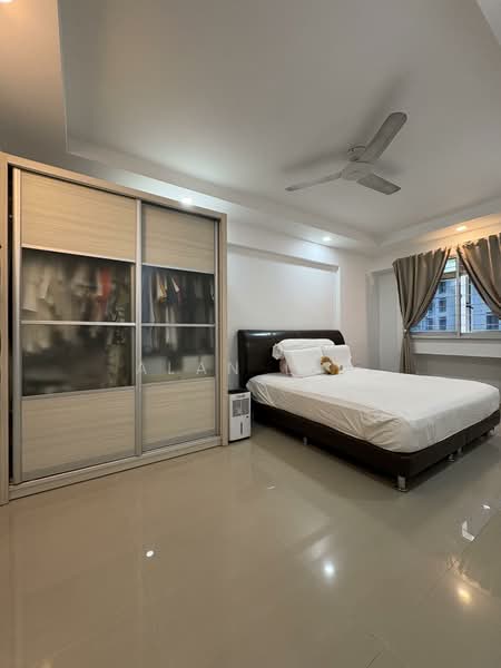 176A Edgefield Plains, 176A Edgefield Plains, 3 Bedrooms, 1,184 sqft, HDB Flat For Sale, by Alan Lim, 500125287 - Master Bedroom - PropertyGuru.com.sg