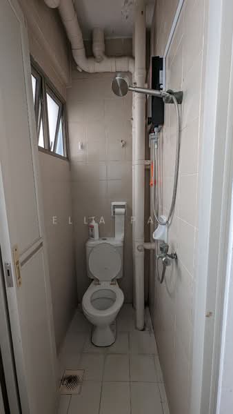 Parc Vista, 450 Corporation Road, Room Rental, 150 sqft, Condominium For Rent, by Ella Pan, 500125292 - Bathroom - PropertyGuru.com.sg