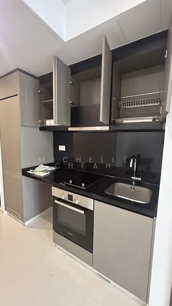 Liv on Wilkie, Wilkie Terrace, 1 Bedroom, 300 sqft, Apartment For Rent, by Michelle Cheah, 500125293 - Kitchen - PropertyGuru.com.sg