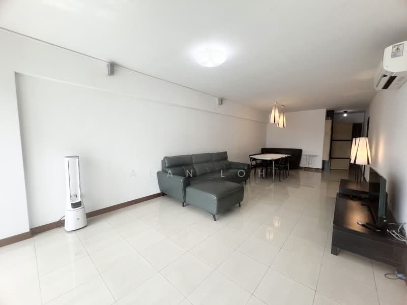 132 Edgedale Plains, 132 Edgedale Plains, 2 Bedrooms, 900 sqft, HDB Flat For Rent, by Alan Loh, 500125298 - Living Room - PropertyGuru.com.sg