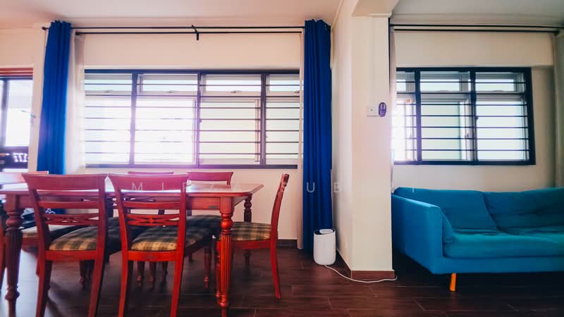 709 Pasir Ris Drive 10, 709 Pasir Ris Drive 10, 3 Bedrooms, 1,119 sqft, HDB Flat For Sale, by Mirza Subari, 500125300 - Living Room - PropertyGuru.com.sg