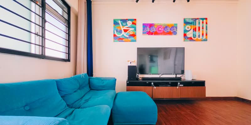 709 Pasir Ris Drive 10, 709 Pasir Ris Drive 10, 3 Bedrooms, 1,119 sqft, HDB Flat For Sale, by Mirza Subari, 500125300 - Living Room - PropertyGuru.com.sg