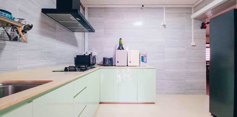 709 Pasir Ris Drive 10, 709 Pasir Ris Drive 10, 3 Bedrooms, 1,119 sqft, HDB Flat For Sale, by Mirza Subari, 500125300 - Kitchen - PropertyGuru.com.sg