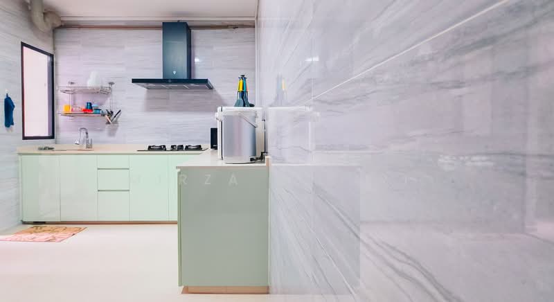 709 Pasir Ris Drive 10, 709 Pasir Ris Drive 10, 3 Bedrooms, 1,119 sqft, HDB Flat For Sale, by Mirza Subari, 500125300 - Kitchen - PropertyGuru.com.sg