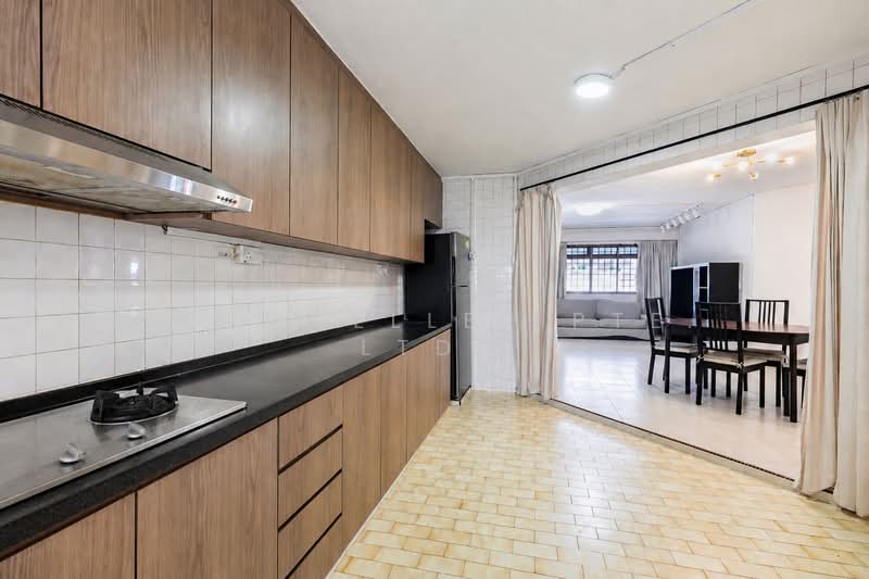 309 Shunfu Road, 309 Shunfu Road, 3 Bedrooms, 1,023 sqft, HDB Flat For Sale, by PROPSELLER PTE. LTD., 500125334 - Kitchen - PropertyGuru.com.sg