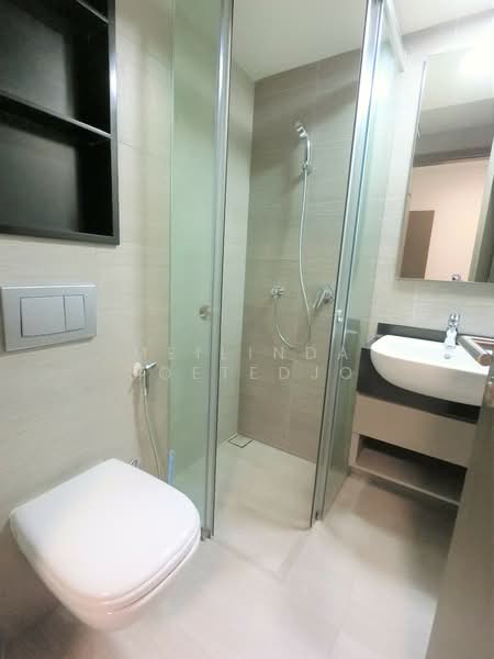 Liv on Wilkie, 9 Wilkie Terrace, 3 Bedrooms, 732 sqft, Apartment For Rent, by Meilinda Soetedjo, 500125339 - Bathroom - PropertyGuru.com.sg