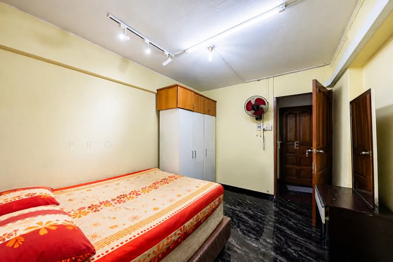 706 Clementi West Street 2, 706 Clementi West Street 2, 2 Bedrooms, 732 sqft, HDB Flat For Sale, by PROPSELLER PTE. LTD., 500125342 - Bedroom - PropertyGuru.com.sg