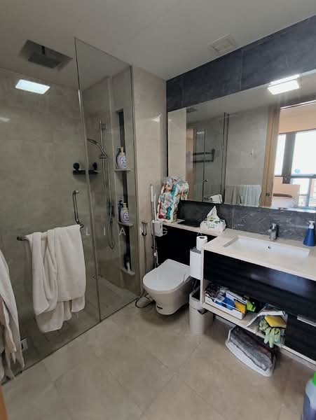 Commonwealth Towers, 232 Commonwealth Avenue, 1 Bedroom, 463 sqft, Condominium For Rent, by Liang Xu, 500125347 - Bathroom - PropertyGuru.com.sg
