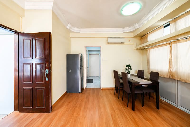 Mandarin Gardens, 5 Siglap Road, 1 Bedroom, 731 sqft, Condominium For Sale, by Reine Chan, 500125354 - Dining Room - PropertyGuru.com.sg