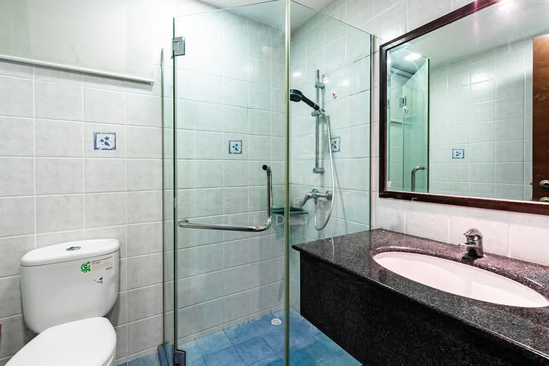 Rivervale Crest, 7 Rivervale Crescent, 3 Bedrooms, 1,206 sqft, Condominium For Sale, by PROPSELLER PTE. LTD., 500125362 - Bathroom - PropertyGuru.com.sg