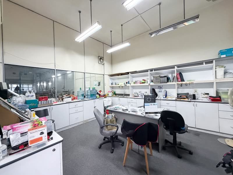 Tuas Ave, , 16,000 sqft, Factory / Workshop (B2) For Sale, by Crystal Oh, 500125363 - Interior - CommercialGuru.com.sg