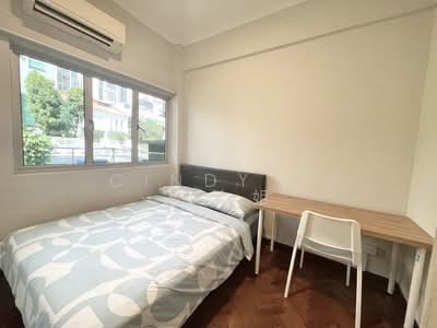 For Rent - Master Room near Fort Canning, Somerset & Great World MRT