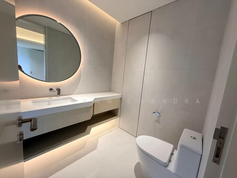 The Colonnade, 82 Grange Road, 4 Bedrooms, 3,993 sqft, Condominium For Rent, by Jay Dawn Chandra, 500125375 - Bathroom - PropertyGuru.com.sg