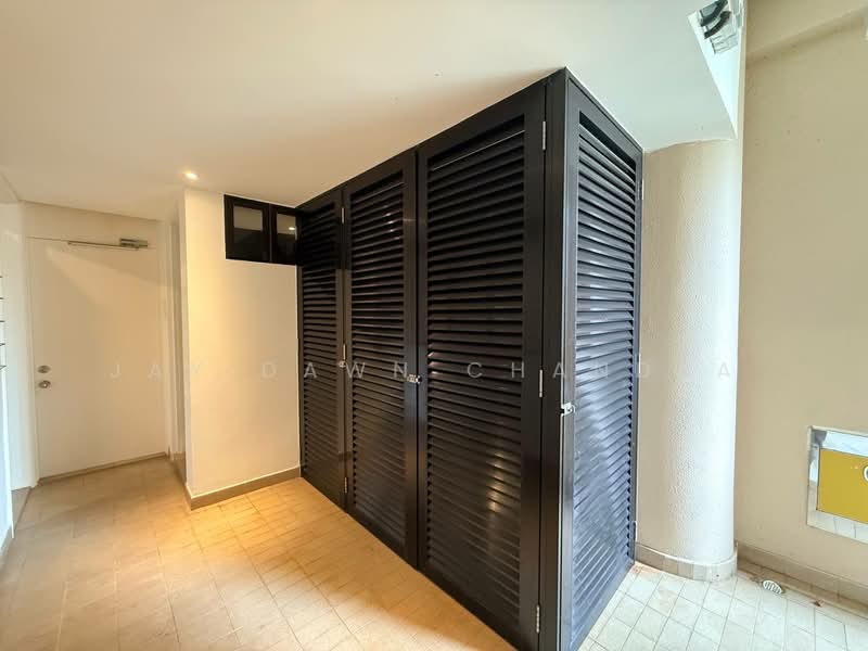 The Colonnade, 82 Grange Road, 3 Bedrooms, 3,617 sqft, Condominium For Rent, by Jay Dawn Chandra, 500125375 - Corridor - PropertyGuru.com.sg