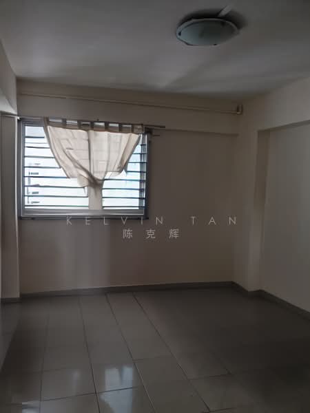 125 Bishan Street 12, 125 Bishan Street 12, 3 Bedrooms, 904 sqft, HDB Flat For Rent, by Kelvin Tan 陈克辉, 500125376 - Common Bedroom 1 - PropertyGuru.com.sg