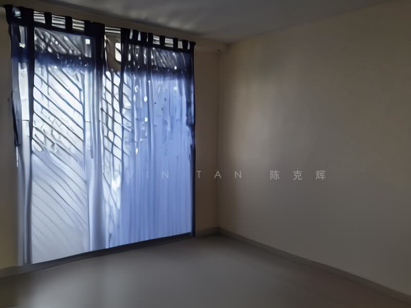 125 Bishan Street 12, 125 Bishan Street 12, 3 Bedrooms, 904 sqft, HDB Flat For Rent, by Kelvin Tan 陈克辉, 500125376 - Common Bedroom 2 - PropertyGuru.com.sg