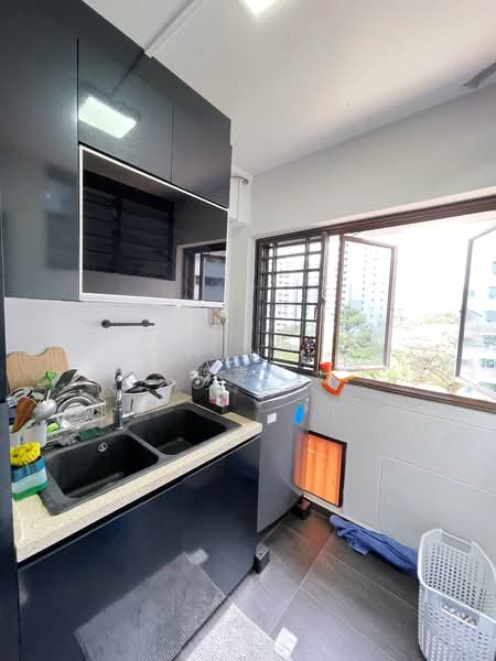 571 Hougang Street 51, 571 Hougang Street 51, 3 Bedrooms, 1,065 sqft, HDB Flat For Sale, by Kelvin Tan 陈克辉, 500125382 - Kitchen - PropertyGuru.com.sg