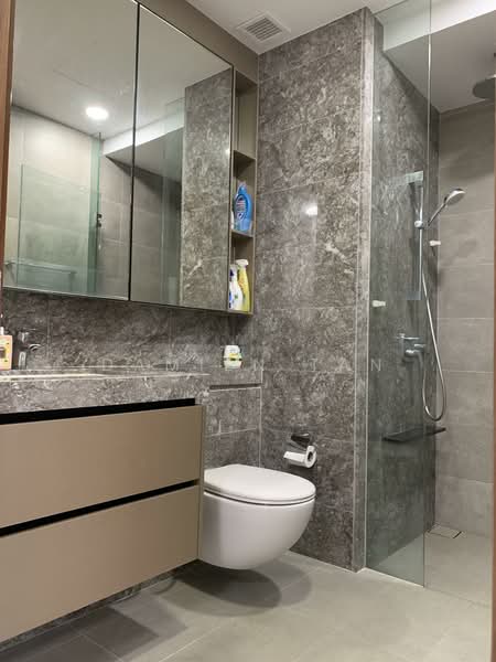 Stirling Residences, 21 Stirling Road, 1 Bedroom, 506 sqft, Condominium For Sale, by Damien Tan, 500125389 - Bathroom - PropertyGuru.com.sg