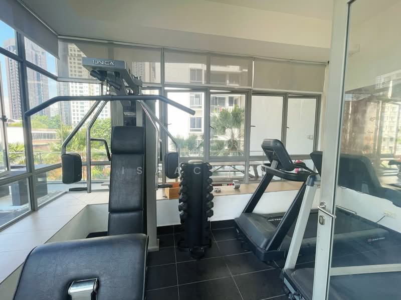 Robertson Edge, 18 Tong Watt Road, 1 Bedroom, 398 sqft, Apartment For Rent, by Isaac Lin, 500125397 - Gym - PropertyGuru.com.sg