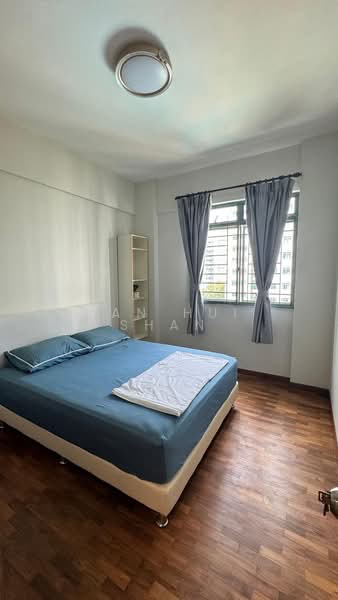 Summerdale, 2 Boon Lay Drive, 4 Bedrooms, 1,399 sqft, Condominium For Rent, by Tan Hui Shan, 500125399 - Bedroom - PropertyGuru.com.sg