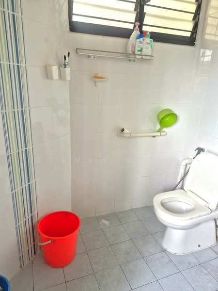 146 Jalan Bukit Merah, 146 Jalan Bukit Merah, Room Rental, 120 sqft, HDB Flat For Rent, by Steven Choo, 500125400 - Bathroom - PropertyGuru.com.sg