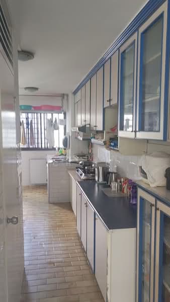 249 Yishun Avenue 9, 249 Yishun Avenue 9, 3 Bedrooms, 904 sqft, HDB Flat For Sale, by Gordon Chong, 500125409 - Kitchen - PropertyGuru.com.sg