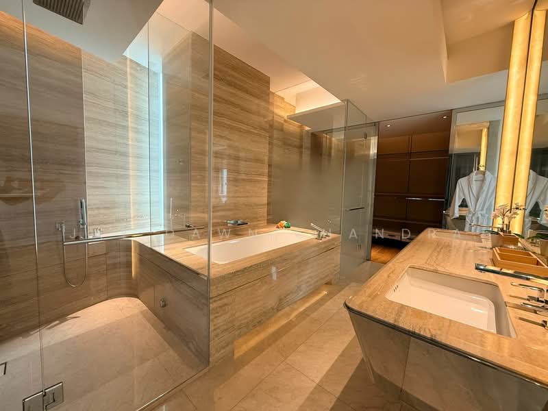 Ardmore Residence, 7 Ardmore Park, 5 Bedrooms, 3,186 sqft, Condominium For Rent, by Jay Dawn Chandra, 500125419 - Bathroom - PropertyGuru.com.sg