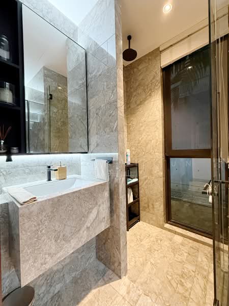 Jervois Prive, 100A Jervois Road, 2 Bedrooms, 710 sqft, Condominium For Sale, by Wong Kai Sun  黄开山, 500125422 - Bathroom 2 - PropertyGuru.com.sg